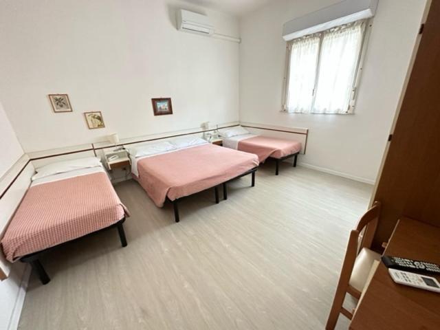 Hotel Fiorenza Milano Marittima Kültér fotó